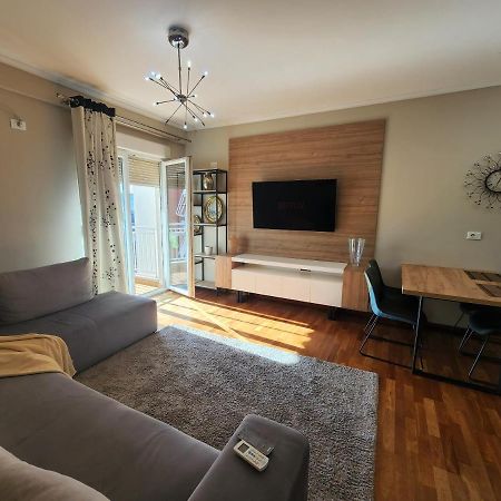 Kalpazo Home Skanderbeg Square Tirana Bagian luar foto