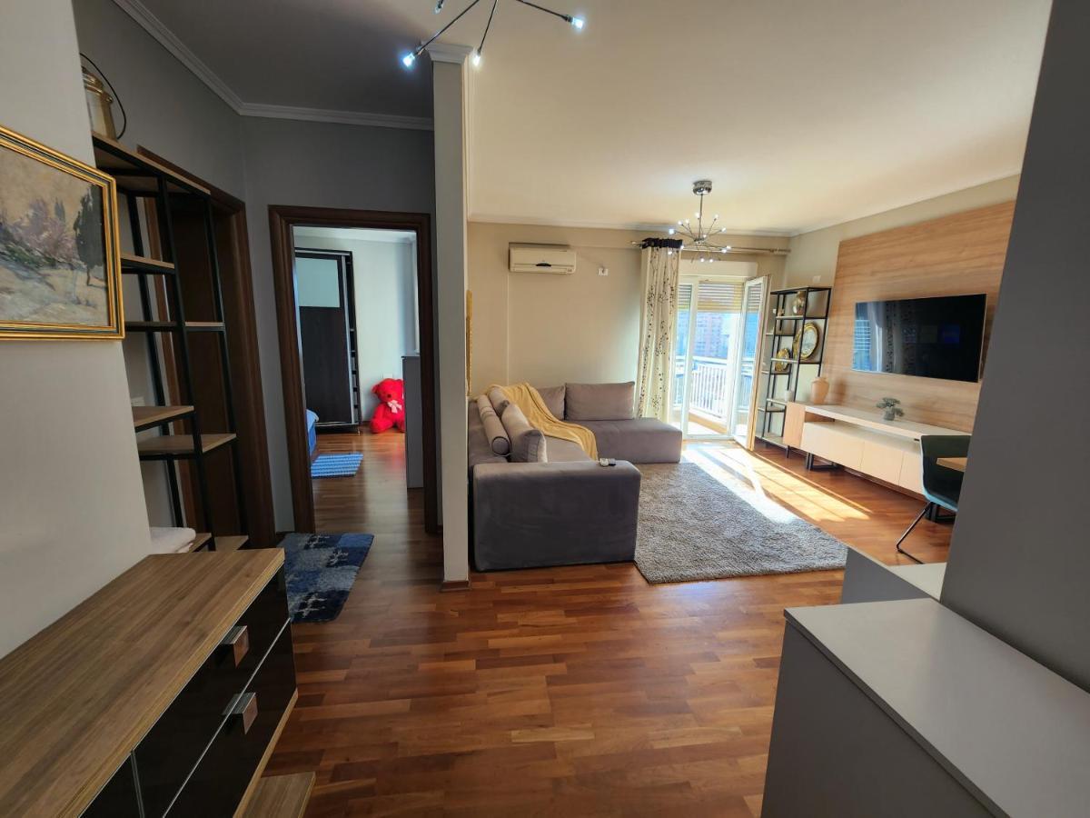 Kalpazo Home Skanderbeg Square Tirana Bagian luar foto