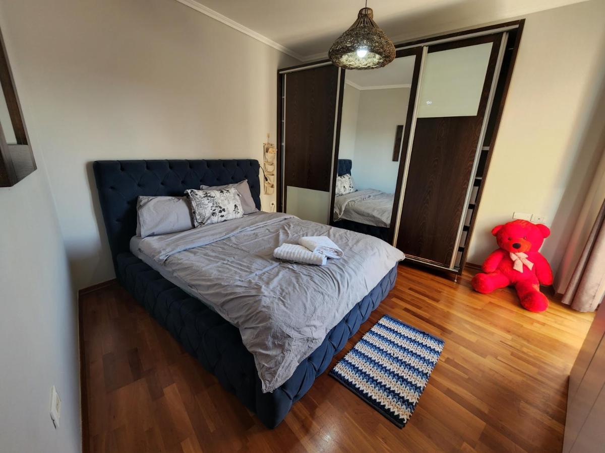 Kalpazo Home Skanderbeg Square Tirana Bagian luar foto