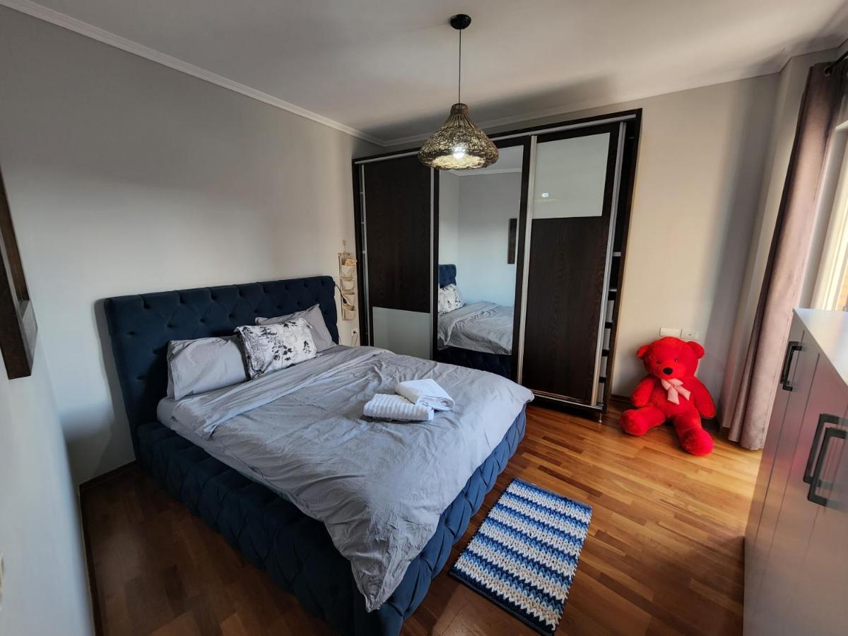 Kalpazo Home Skanderbeg Square Tirana Bagian luar foto